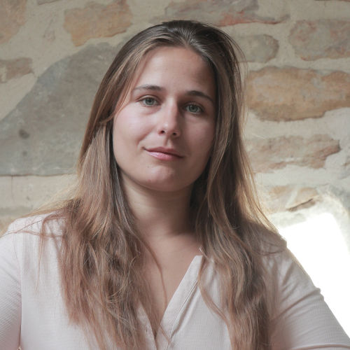 Zoe HOHMANN