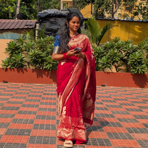 muddada praveena
