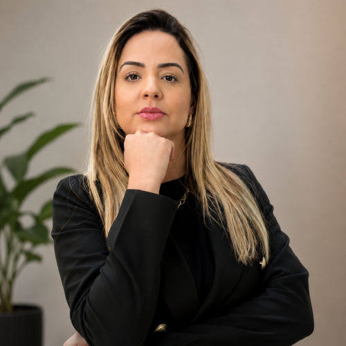 LUCIANA ARANTES MARQUES FRANCA