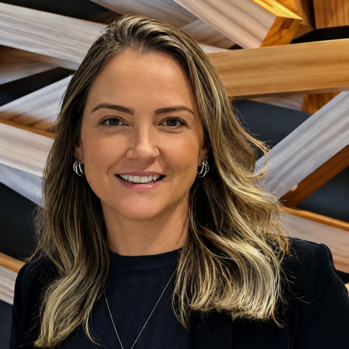 Debora Torres Primiani Diniz