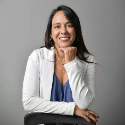 DANIELA CRISTINA DE SOUZA ARAUJO