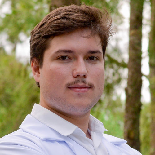 LUCAS GIACOMELLI DA TRINDADE