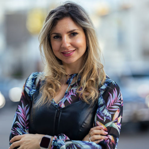 Estefania Matar