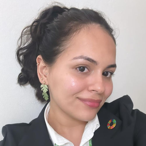 Alondra Izaguirre